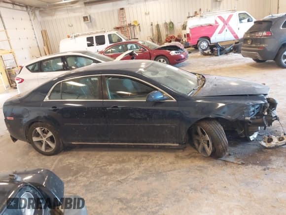 ✅ 2011 Chevrolet Malibu 1LT • VIN: 1G1ZC5E11BF227753 • Lot: 43414098. Listed on IAAI with 165,369 mi. Free auction sales archive from the USA and detailed vehicle history report at DreamBid. Image 13.