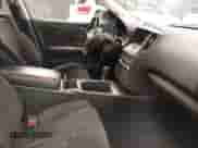 2012 Nissan Maxima S z VIN 1N4AA5AP9CC863172, wystawiony jako IAAI lot #42120073 z przebiegiem 102 500 mil mil oraz . Historia ofert i sprzedaży dostępna na DreamBid. Obrazek 5.