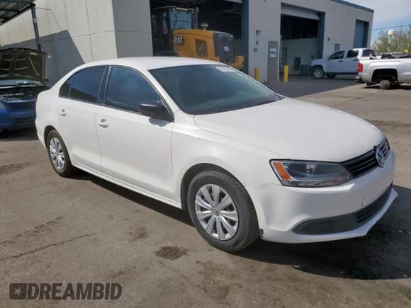 ✅ 2014 Volkswagen Jetta • VIN: 3VW1K7AJ6EM376654 • Lot: 81163185. Listed on Copart with 96,790 mi. Free auction sales archive from the USA and detailed vehicle history report at DreamBid. Image 4.
