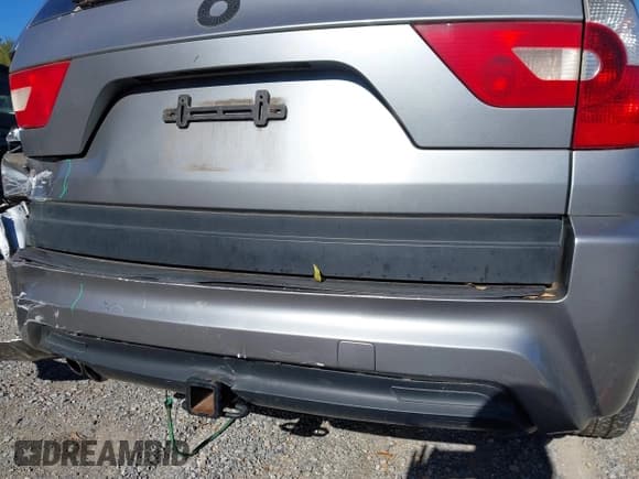 ✅ 2005 BMW X3 3.0i • VIN: WBXPA93425WD13530 • Lot: 43524769. Wystawiony na IAAI z przebiegiem 170 327 mil. Bezpłatny archiwum sprzedaży aukcyjnych z USA i szczegółowy raport historii pojazdu na DreamBid. Zdjęcie 13.