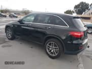 ✅ 2019 Mercedes-Benz GLC 300 • VIN: WDC0G4KBXKF593247 • Лот: 41913203. Опубликован ранее на IAAI с пробегом 30 833 миль. Бесплатный доступ к архиву аукционных продаж из США и подробный отчёт об истории автомобиля на DreamBid. Изображение 3.