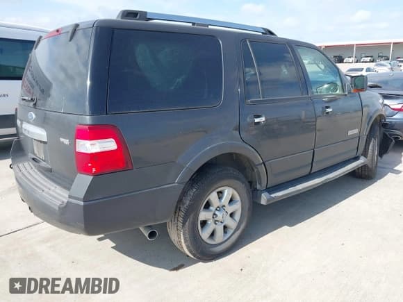 ✅ 2007 Ford Expedition Limited • VIN: 1FMFU19567LA40445 • Lot: 42045950. Listed on IAAI with 188,212 mi. Free auction sales archive from the USA and detailed vehicle history report at DreamBid. Image 4.