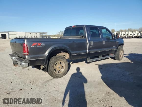 ✅ 2006 Ford F-350 XL • VIN: 1FTWW31P26EA59102 • Лот: 90712335. Опубликован ранее на Copart с пробегом 181 441 миль. Бесплатный доступ к архиву аукционных продаж из США и подробный отчёт об истории автомобиля на DreamBid. Изображение 3.