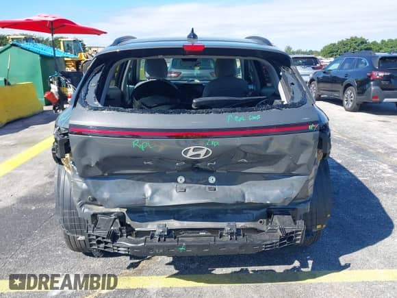 2025 Hyundai Kona SEL с VIN KM8HB3AB2SU286343, выставлен на аукционе IAAI как лот 43581936 с пробегом 15 438 миль миль и . История ставок и продаж доступна на DreamBid. Изображение 17.