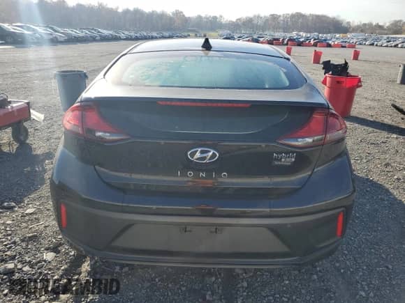 2017 Hyundai Ioniq Blue с VIN KMHC65LC7HU023743, выставлен на аукционе Copart как лот 78131464 с пробегом 129 787 миль миль и Списание • Salvage title. История ставок и продаж доступна на DreamBid. Изображение 6.