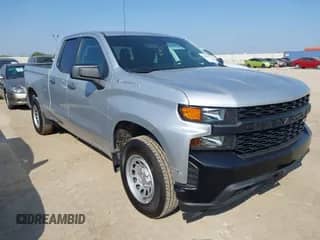 2021 Chevrolet Silverado 1500 Work Truck z VIN 1GCRWAEF7MZ350624, wystawiony jako IAAI lot #42978466 z przebiegiem 91 583 mil mil oraz . Historia ofert i sprzedaży dostępna na DreamBid. Obrazek 1.