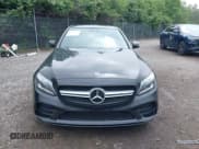 ✅ 2019 Mercedes-Benz C 43 AMG • VIN: 55SWF6EB5KU297002 • Lot: 42274373. Wystawiony na IAAI z przebiegiem 96 241 mil. Bezpłatny archiwum sprzedaży aukcyjnych z USA i szczegółowy raport historii pojazdu na DreamBid. Zdjęcie 13.