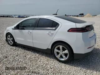 ✅ 2015 Chevrolet Volt • VIN: 1G1RB6E40FU107978 • Lot: 51784124. Wystawiony na Copart z przebiegiem 134 571 mil. Bezpłatny archiwum sprzedaży aukcyjnych z USA i szczegółowy raport historii pojazdu na DreamBid. Zdjęcie 2.