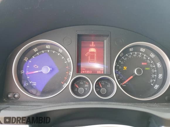 ✅ 2006 Volkswagen Jetta GLI Turbo • VIN: 3VWTJ71K16M710496 • Lot: 72077135. Listed on Copart with 241,853 mi. Free auction sales archive from the USA and detailed vehicle history report at DreamBid. Image 9.