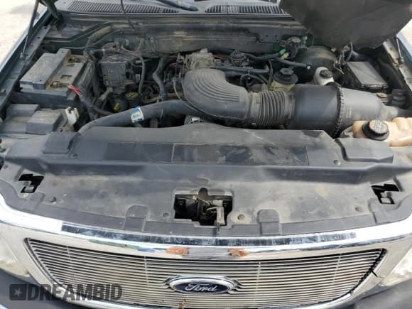 ✅ 2001 Ford F-150 XL • VIN: 2FTRX17L71CA17932 • Lot: 67893015. Listed on Copart with 283,192 mi. Free auction sales archive from the USA and detailed vehicle history report at DreamBid. Image 11.