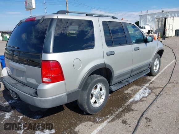 ✅ 2003 Ford Explorer XLT • VIN: 1FMZU73W33ZA92706 • Lot: 40225082. Listed on IAAI with 150,435 mi. Free auction sales archive from the USA and detailed vehicle history report at DreamBid. Image 4.