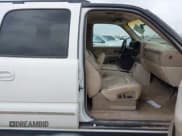 ✅ 2002 Chevrolet Suburban LT • VIN: 1GNEC16Z02J222731 • Лот: 43533614. Опубликован ранее на IAAI с пробегом 217 145 миль. Бесплатный доступ к архиву аукционных продаж из США и подробный отчёт об истории автомобиля на DreamBid. Изображение 5.