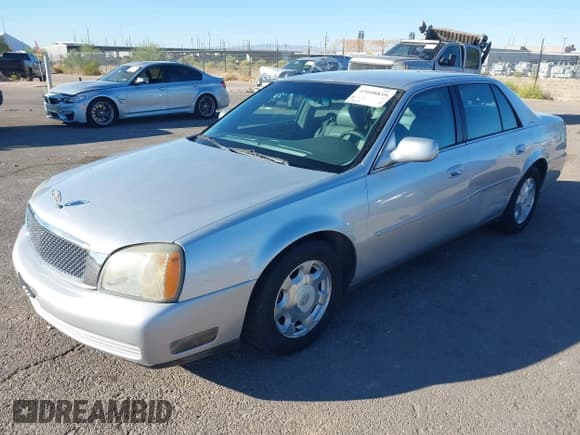 ✅ 2002 Cadillac DeVille • VIN: 1G6KD54Y62U107997 • Lot: 43608839. Listed on IAAI with 107,528 mi. Free auction sales archive from the USA and detailed vehicle history report at DreamBid. Image 17.