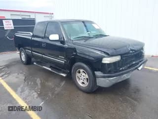 ✅ 2000 Chevrolet Silverado 1500 LS • VIN: 2GCEC19T2Y1383102 • Lot: 42155531. Listed on IAAI with 351,236 mi. Free auction sales archive from the USA and detailed vehicle history report at DreamBid. Image 1.