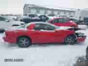 2002 Chevrolet Camaro z VIN 2G1FP22K622159096, wystawiony jako IAAI lot #41303983 z przebiegiem 153 968 mil mil oraz . Historia ofert i sprzedaży dostępna na DreamBid. Obrazek 13.