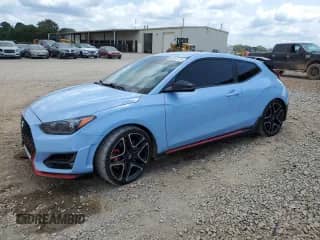 2020 Hyundai Veloster z VIN KMHT36AH4LU003410, wystawiony jako Copart lot #68344775 z przebiegiem 104 763 mil mil oraz Szkoda całkowita • Salvage title. Historia ofert i sprzedaży dostępna na DreamBid. Obrazek 1.