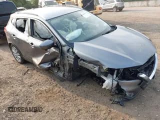 ✅ 2022 Nissan Rogue SV • VIN: JN1BJ1BW0NW478472 • Lot: 42423635. Wystawiony na IAAI z przebiegiem 26 511 mil. Bezpłatny archiwum sprzedaży aukcyjnych z USA i szczegółowy raport historii pojazdu na DreamBid. Zdjęcie 1.