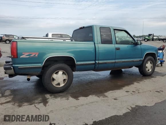 ✅ 1998 GMC Sierra 1500 • VIN: 2GTEK19R1W1526058 • Лот: 66497285. Опубликован ранее на Copart с пробегом 275 485 миль. Бесплатный доступ к архиву аукционных продаж из США и подробный отчёт об истории автомобиля на DreamBid. Изображение 3.