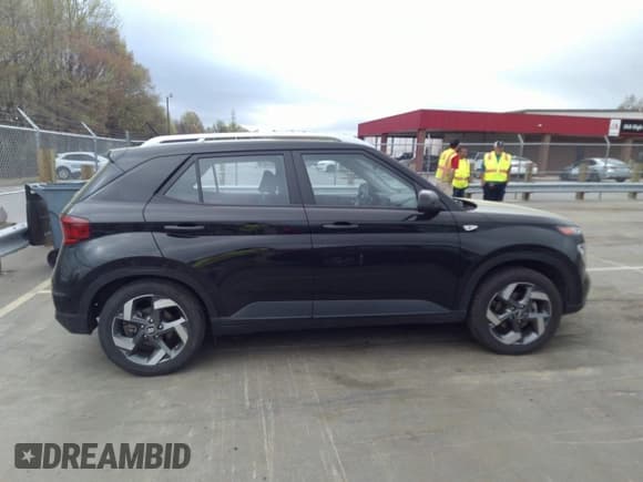 ✅ 2023 Hyundai Venue Limited • VIN: KMHRC8A37PU230705 • Lot: 41901589. Listed on IAAI with 38,550 mi. Free auction sales archive from the USA and detailed vehicle history report at DreamBid. Image 13.