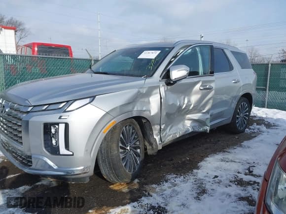 ✅ 2023 Hyundai Palisade Calligraphy • VIN: KM8R7DGE5PU633782 • Лот: 41367871. Опубликован ранее на IAAI с пробегом 20 225 миль. Бесплатный доступ к архиву аукционных продаж из США и подробный отчёт об истории автомобиля на DreamBid. Изображение 6.