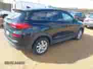 2019 Hyundai Tucson SE z VIN KM8J2CA44KU850030, wystawiony jako IAAI lot #43610446 z przebiegiem 113 933 mil mil oraz . Historia ofert i sprzedaży dostępna na DreamBid. Obrazek 4.