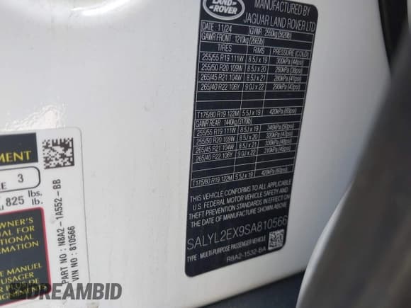 ✅ 2025 Land Rover Range Rover Velar Dynamic SE • VIN: SALYL2EX9SA810566 • Lot: 42850079. Listed on IAAI with 13,610 mi. Free auction sales archive from the USA and detailed vehicle history report at DreamBid. Image 9.