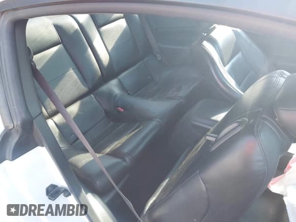 ✅ 2007 Ford Mustang Deluxe • VIN: 1ZVFT80N475351354 • Lot: 43556903. Wystawiony na IAAI z przebiegiem 250 306 mil. Bezpłatny archiwum sprzedaży aukcyjnych z USA i szczegółowy raport historii pojazdu na DreamBid. Zdjęcie 8.