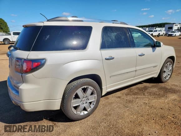 ✅ 2014 GMC Acadia Denali • VIN: 1GKKRTKD6EJ150779 • Лот: 90344635. Опубликован ранее на Copart с пробегом Не указан. Бесплатный доступ к архиву аукционных продаж из США и подробный отчёт об истории автомобиля на DreamBid. Изображение 3.