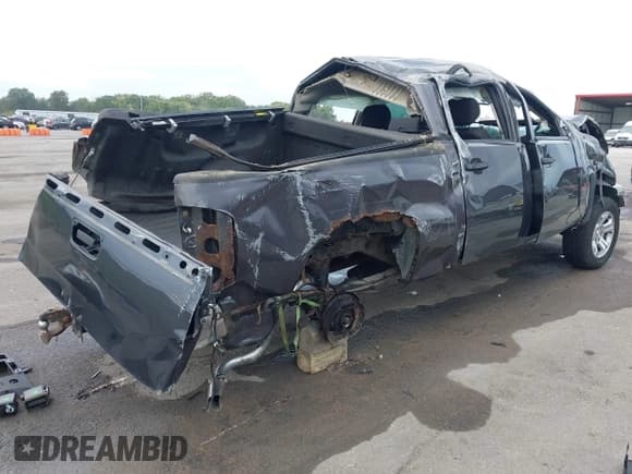 ✅ 2011 Chevrolet Silverado 1500 LT • VIN: 3GCPKSE31BG276743 • Lot: 43439123. Listed on IAAI with 182,453 mi. Free auction sales archive from the USA and detailed vehicle history report at DreamBid. Image 4.