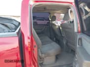 ✅ 2006 Nissan Titan SE • VIN: 1N6BA07A46N509974 • Lot: 42947472. Wystawiony na IAAI z przebiegiem 240 382 mil. Bezpłatny archiwum sprzedaży aukcyjnych z USA i szczegółowy raport historii pojazdu na DreamBid. Zdjęcie 8.