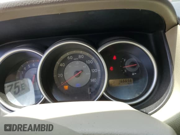 ✅ 2007 Nissan Versa SL • VIN: 3N1BC13E67L424442 • Lot: 62579575. Wystawiony na Copart z przebiegiem 166 656 mil. Bezpłatny archiwum sprzedaży aukcyjnych z USA i szczegółowy raport historii pojazdu na DreamBid. Zdjęcie 9.