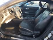 ✅ 2020 Ford Mustang EcoBoost Premium • VIN: 1FATP8UH8L5184737 • Лот: 92629315. Опубликован ранее на Copart с пробегом 83 315 миль. Бесплатный доступ к архиву аукционных продаж из США и подробный отчёт об истории автомобиля на DreamBid. Изображение 7.