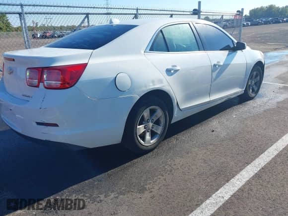 2013 Chevrolet Malibu LT с VIN 1G11C5SA5DF133184, выставлен на аукционе IAAI как лот 43468785 с пробегом 185 393 миль миль и . История ставок и продаж доступна на DreamBid. Изображение 4.