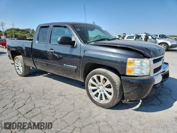 2010 Chevrolet Silverado 1500 LS с VIN 1GCSCREA5AZ206563, выставлен на аукционе Copart как лот 71117255 с пробегом 258 898 миль миль и Списание • Salvage title. История ставок и продаж доступна на DreamBid. Изображение 4.