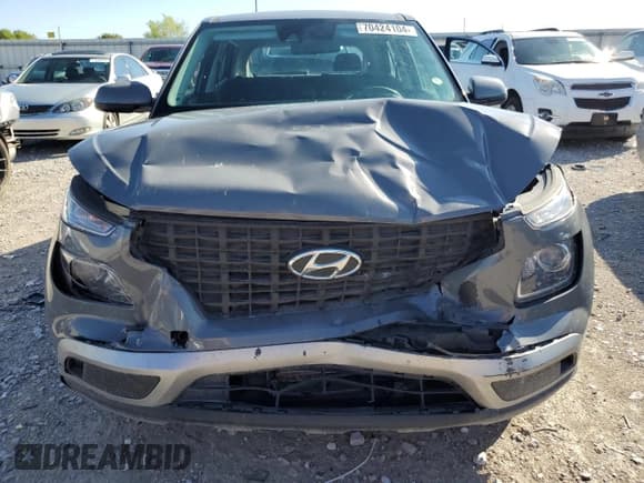 ✅ 2021 Hyundai Venue SE • VIN: KMHRB8A37MU068900 • Lot: 70424104. Listed on Copart with 105,261 mi. Free auction sales archive from the USA and detailed vehicle history report at DreamBid. Image 5.