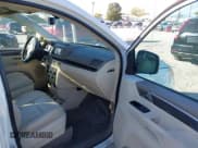 ✅ 2010 Volkswagen Routan SE • VIN: 2V4RW3D11AR168821 • Лот: 43574895. Опубликован ранее на IAAI с пробегом 117 053 миль. Бесплатный доступ к архиву аукционных продаж из США и подробный отчёт об истории автомобиля на DreamBid. Изображение 5.