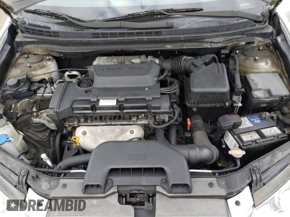 2009 Hyundai Elantra GLS z VIN KMHDU45DX9U767350, wystawiony jako Copart lot #72935114 z przebiegiem 207 112 mil mil oraz Czysty tytuł • Clean title. Historia ofert i sprzedaży dostępna na DreamBid. Obrazek 11.