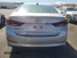 2017 Hyundai Elantra Limited z VIN KMHD84LF8HU223968, wystawiony jako Copart lot #86870695 z przebiegiem 101 518 mil mil oraz Czysty tytuł • Clean title. Historia ofert i sprzedaży dostępna na DreamBid. Obrazek 6.
