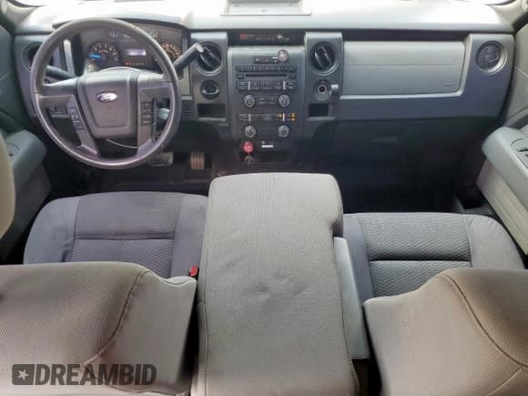 ✅ 2014 Ford F-150 XL • VIN: 1FTEX1CM8EFA43690 • Лот: 81142045. Опубликован ранее на Copart с пробегом 196 091 миль. Бесплатный доступ к архиву аукционных продаж из США и подробный отчёт об истории автомобиля на DreamBid. Изображение 8.