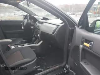 ✅ 2009 Ford Focus SES • VIN: 1FAHP36N39W247502 • Lot: 43749940. Listed on IAAI with 122,203 mi. Free auction sales archive from the USA and detailed vehicle history report at DreamBid. Image 5.