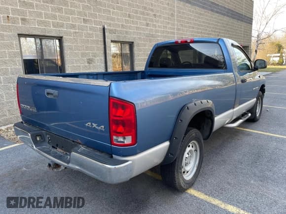 ✅ 2003 Dodge 1500 ST • VIN: 1D7HU16D43J613721 • Лот: 50630245. Опубликован ранее на Copart с пробегом 83 641 миль. Бесплатный доступ к архиву аукционных продаж из США и подробный отчёт об истории автомобиля на DreamBid. Изображение 3.