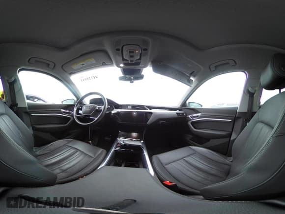 ✅ 2021 Audi e-tron Premium Plus • VIN: WA1LAAGEXMB019208 • Lot: 41725933. Listed on IAAI with 51,565 mi. Free auction sales archive from the USA and detailed vehicle history report at DreamBid. Image 20.