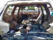 2005 Chevrolet Tahoe LT with VIN 1GNEC13T35R103223, listed as a IAAI auction lot 42165644 with Not provided miles and . Bid and sale history available at DreamBid. Image 11.