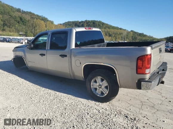 ✅ 2007 Chevrolet Silverado 1500 1LT • VIN: 2GCEK13M071520296 • Lot: 85358785. Listed on Copart with Not provided. Free auction sales archive from the USA and detailed vehicle history report at DreamBid. Image 2.