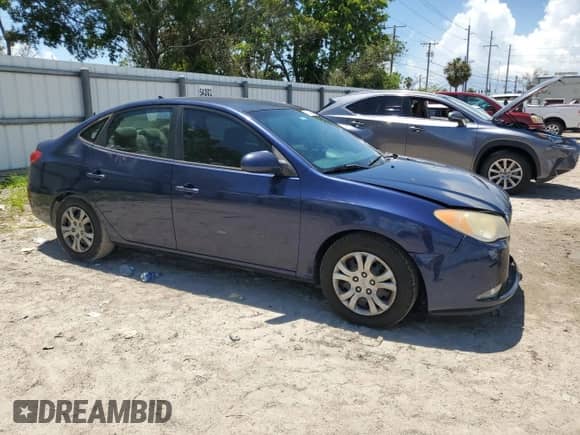 2009 Hyundai Elantra GLS z VIN KMHDU46D89U754529, wystawiony jako Copart lot #67339234 z przebiegiem 138 772 mil mil oraz Szkoda całkowita • Salvage title. Historia ofert i sprzedaży dostępna na DreamBid. Obrazek 4.