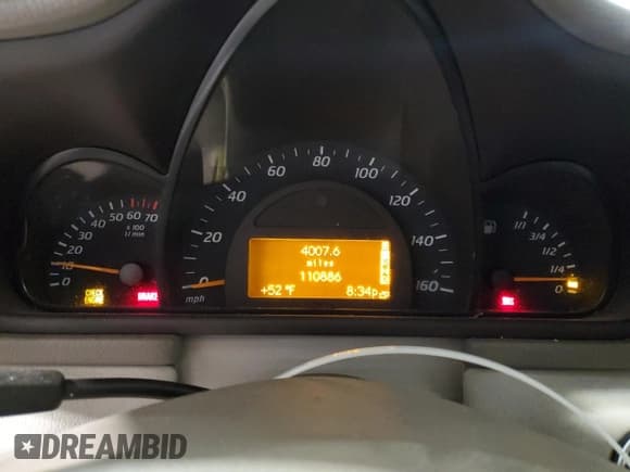 ✅ 2002 Mercedes-Benz C 230/260/280/320 • VIN: WDBRN47J42A341699 • Lot: 82357625. Wystawiony na Copart z przebiegiem 110 886 mil. Bezpłatny archiwum sprzedaży aukcyjnych z USA i szczegółowy raport historii pojazdu na DreamBid. Zdjęcie 9.