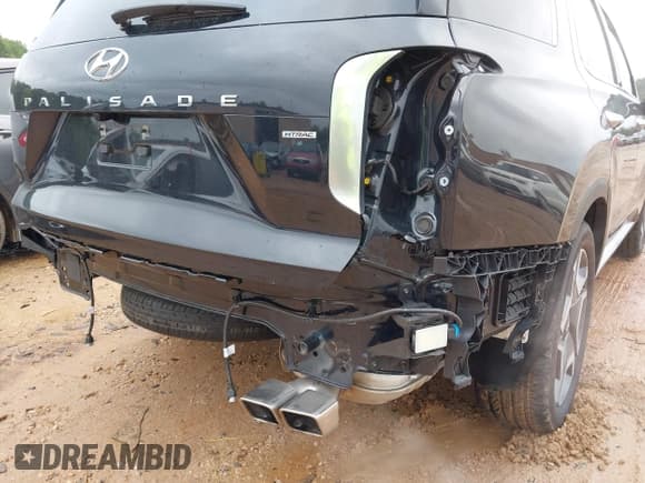 ✅ 2025 Hyundai Palisade Limited • VIN: KM8R5DGE2SU808035 • Лот: 42324623. Опубликован ранее на IAAI с пробегом 5 493 миль. Бесплатный доступ к архиву аукционных продаж из США и подробный отчёт об истории автомобиля на DreamBid. Изображение 19.