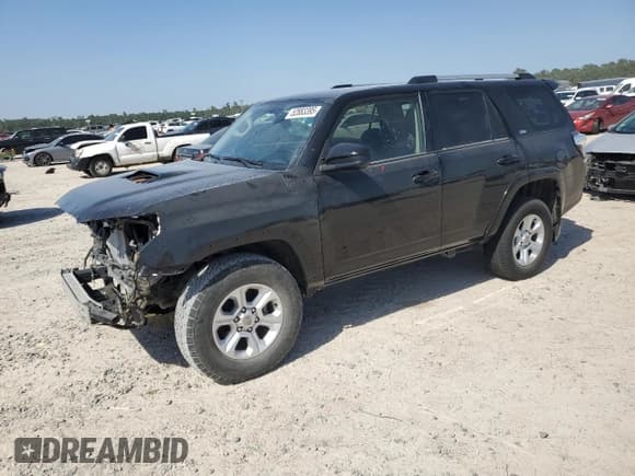 ✅ 2022 Toyota 4Runner SR5 • VIN: JTEEU5JR0N5260179 • Lot: 52883395. Wystawiony na Copart z przebiegiem 134 025 mil. Bezpłatny archiwum sprzedaży aukcyjnych z USA i szczegółowy raport historii pojazdu na DreamBid. Zdjęcie 1.