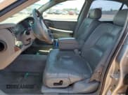 ✅ 2005 Buick Park Avenue • VIN: 1G4CW54K554107965 • Lot: 63410545. Wystawiony na Copart z przebiegiem 142 621 mil. Bezpłatny archiwum sprzedaży aukcyjnych z USA i szczegółowy raport historii pojazdu na DreamBid. Zdjęcie 7.