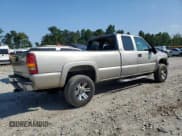 ✅ 2001 Chevrolet Silverado 2500HD LS • VIN: 1GCHC29181E237423 • Лот: 65835815. Опубликован ранее на Copart с пробегом 289 888 миль. Бесплатный доступ к архиву аукционных продаж из США и подробный отчёт об истории автомобиля на DreamBid. Изображение 3.